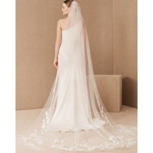 LIKE NEW BHLDN Amsale Cadie Cathedral Veil